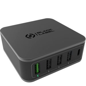 La Power Station Celly da 60W di colore nero, che mostra chiaramente la sua porta USB-C e la porta USB-A in un design compatto.