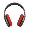 Le cuffie wireless on-ear della collezione Celly Keith Haring, con i padiglioni bianchi decorati con le iconiche figure danzanti rosse dell'artista.