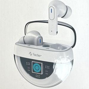 Coppia di Auricolari Wireless FEDER Pulsar Touch neri, posizionati fuori dalla loro custodia di ricarica compatta (power bank).