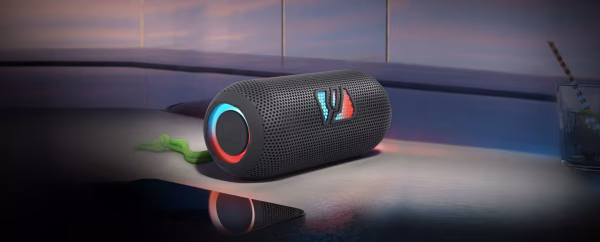 Design compatto e luci d'atmosfera: il Muse M-790 BT in azione.