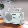 Compatta ed essenziale: la tua radio FM/MW da portare ovunque.